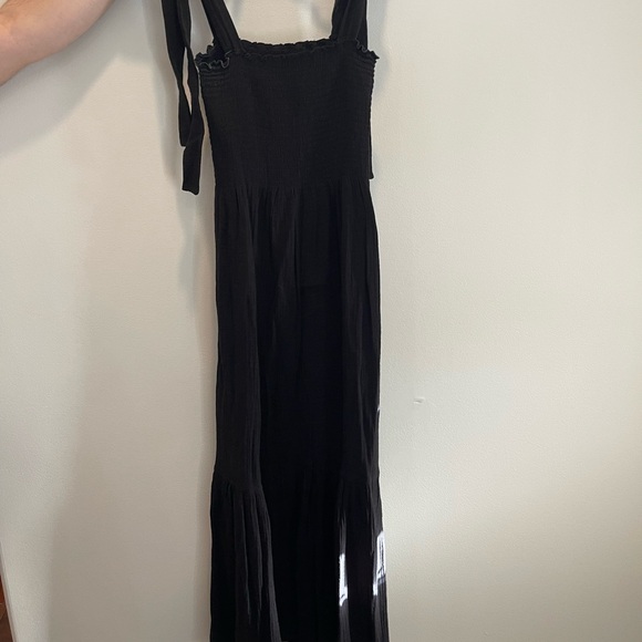 Elegant Black Women's maternity Dress - Picture 2 of 3